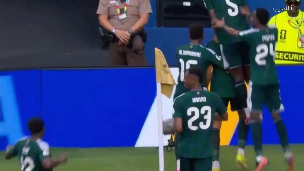 هدف عبدالإله العمري يمنح المنتخب السعودي التقدم على أوروجواي في الشوط الأول بمونديال 2026