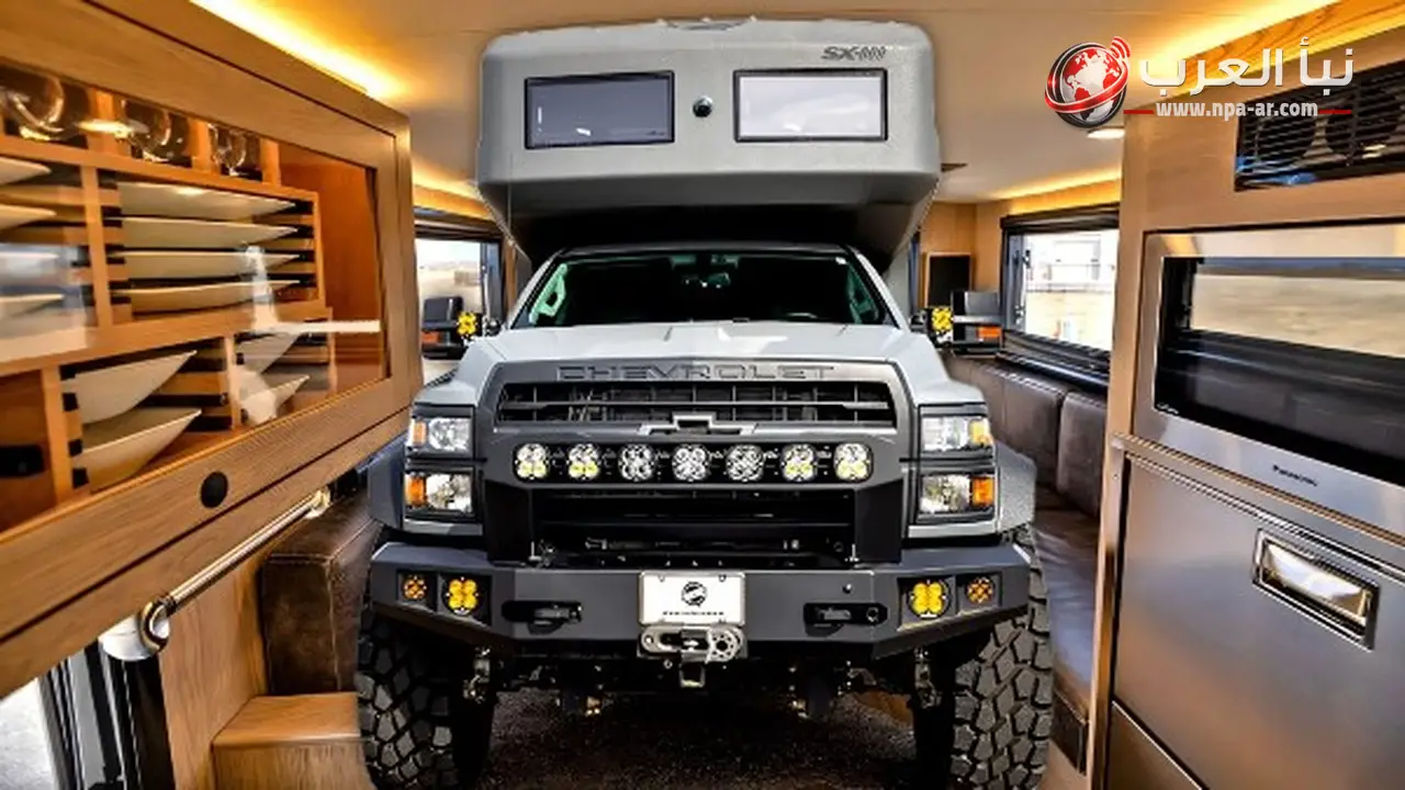 EarthRoamer XV-SX شاحنة تخييم فاخرة على شاسيه شيفروليه سيلفرادو HD بسعر 1.1 مليون دولار