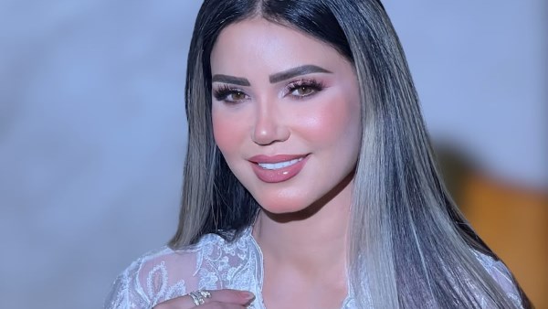 بعد خسارة وزنها.. إيناس عز الدين تخطف الأنظار بمهرجان المسرح القومي بعد خسارة وزنها.. إيناس عز الدين تخطف الأنظار بمهرجان المسرح القومي