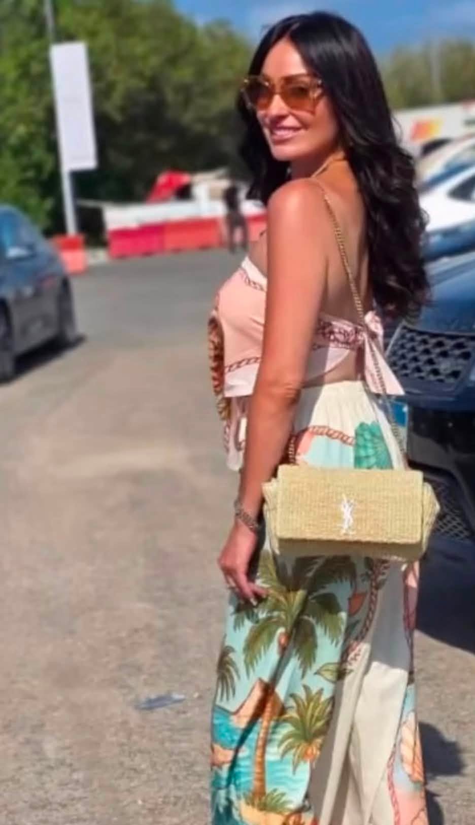 نرمين الفقي بإطلالة صيفية