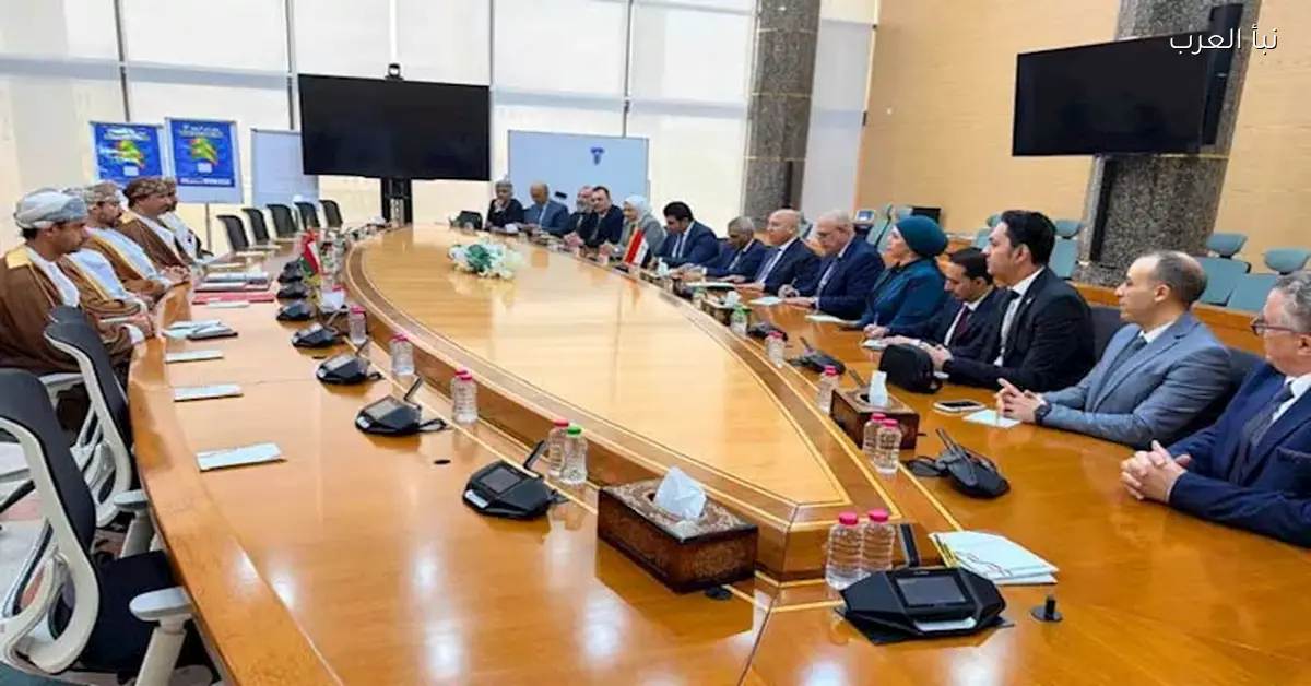 وزير النقل المصري يلتقي نظيره العماني لتعزيز التعاون المشترك