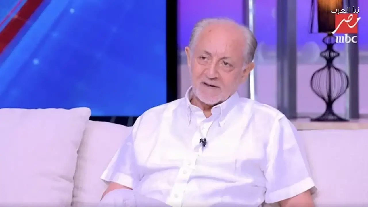 عبد العزيز مخيون يوجه رسالة مؤثرة لعمرو سعد بعد أزمته الصحية