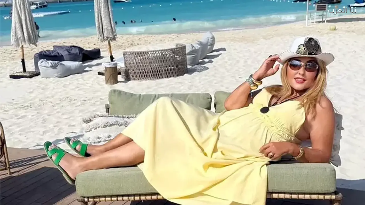 أبرز 10 إطلالات جريئة لنادية الجندي بعد تصدرها التريند