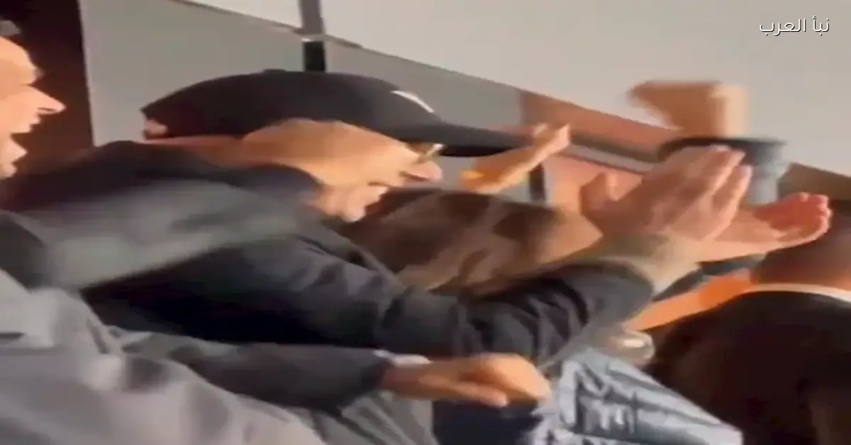 احتفال زين الدين زيدان وزوجته بفوز الجزائر على الكونغو يتألق في 10 صور