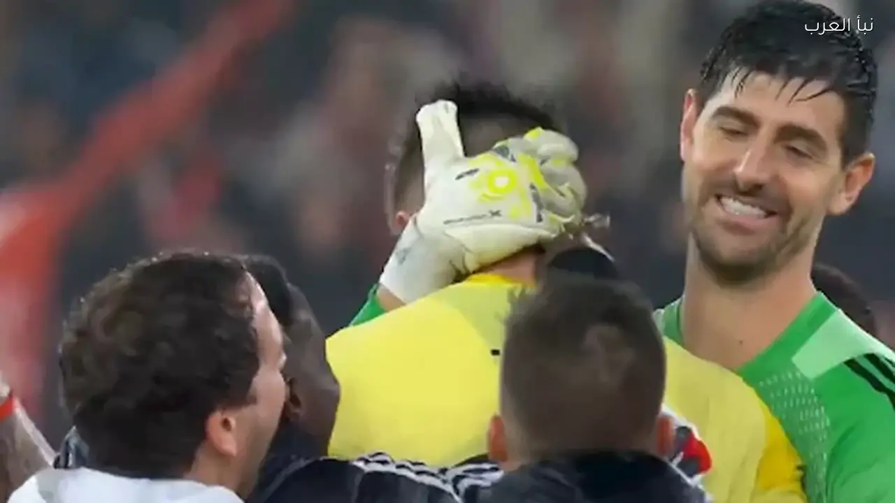 حارس مرمى ريال مدريد يثير الجدل بعد هزيمة فريقه