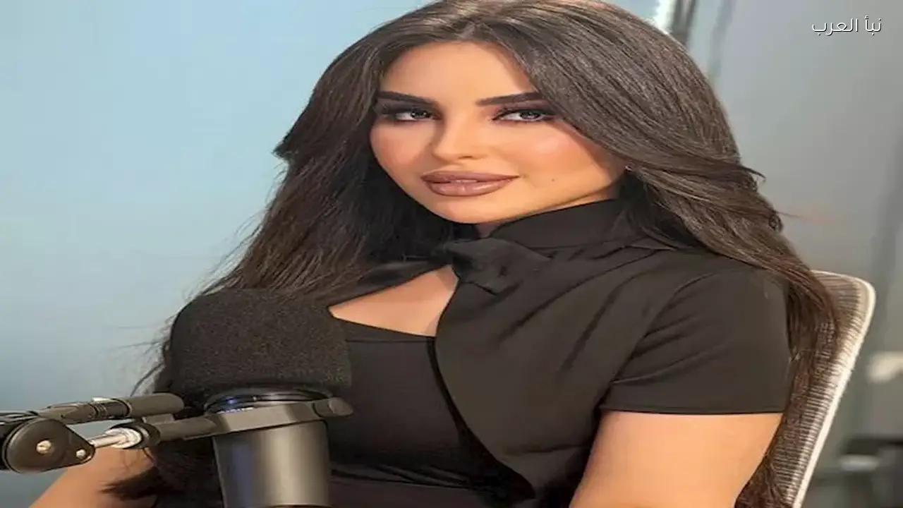 زوجة محمد عواد تتألق في 11 صورة جديدة قبل الفحص النهائي