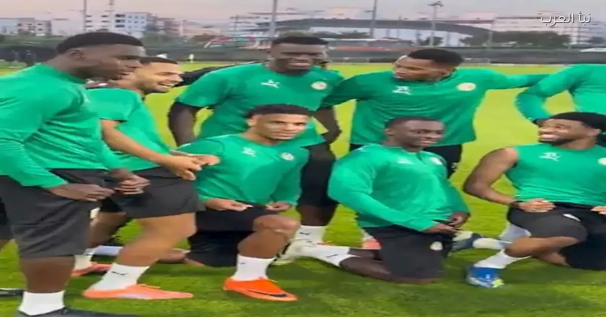 صور مثيرة للجدل للاعبي منتخب السنغال قبل مواجهة مصر