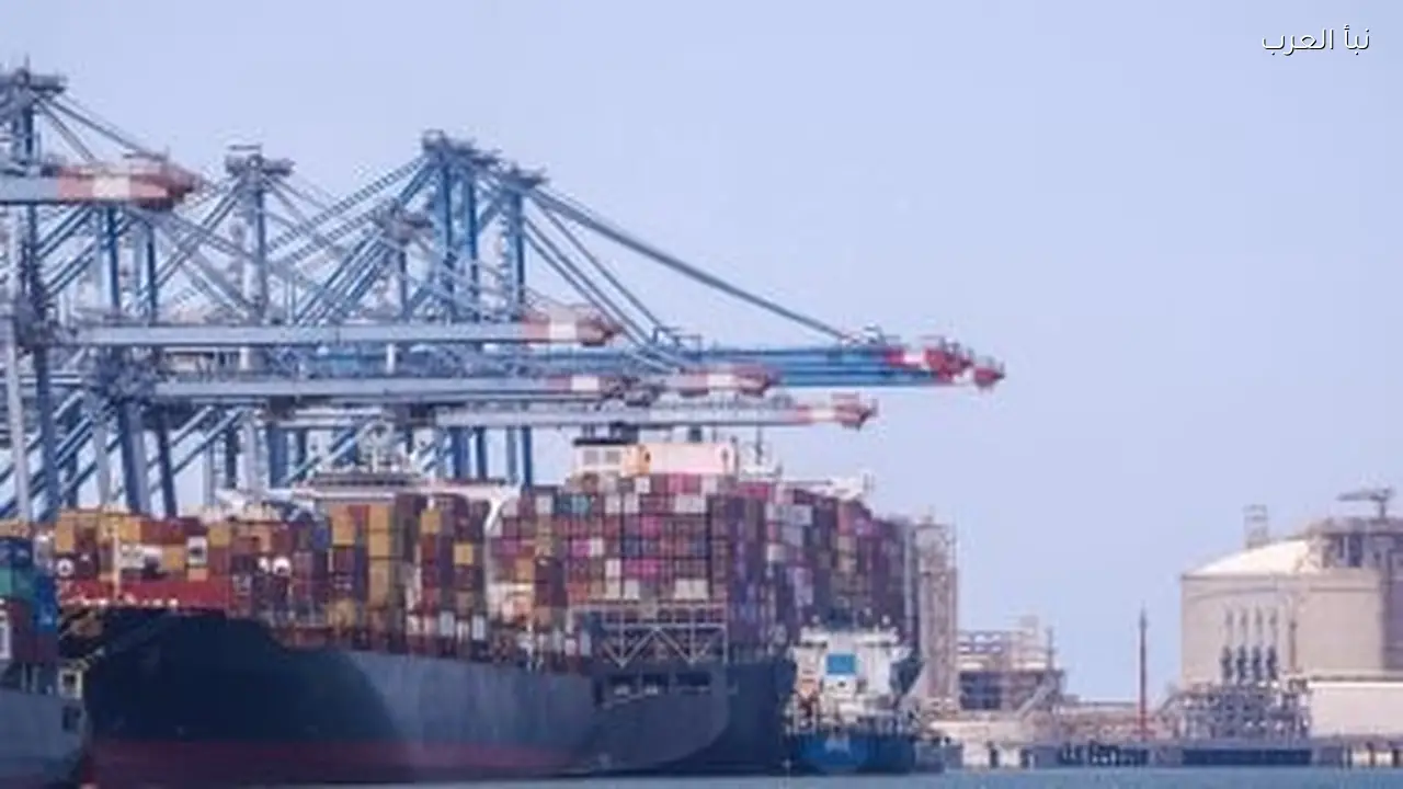 ضرائب قناة السويس ترتفع إلى 55.6 مليار جنيه وتدعم الموازنة