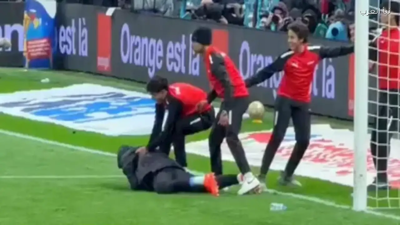 لجنة الحكام بالكاف تصدر توجيهات صارمة بعد أحداث نهائي أفريقيا في المنشفة