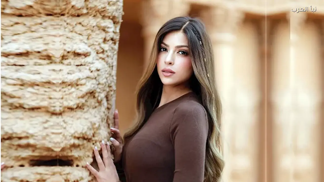 ميرنا جميل تتألق بفستان أنيق في أحدث ظهور لها