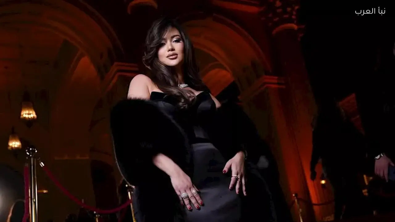 هدى الإتربي تتألق بفستان أسود في حفل المتحدة لمسلسلات رمضان 2026