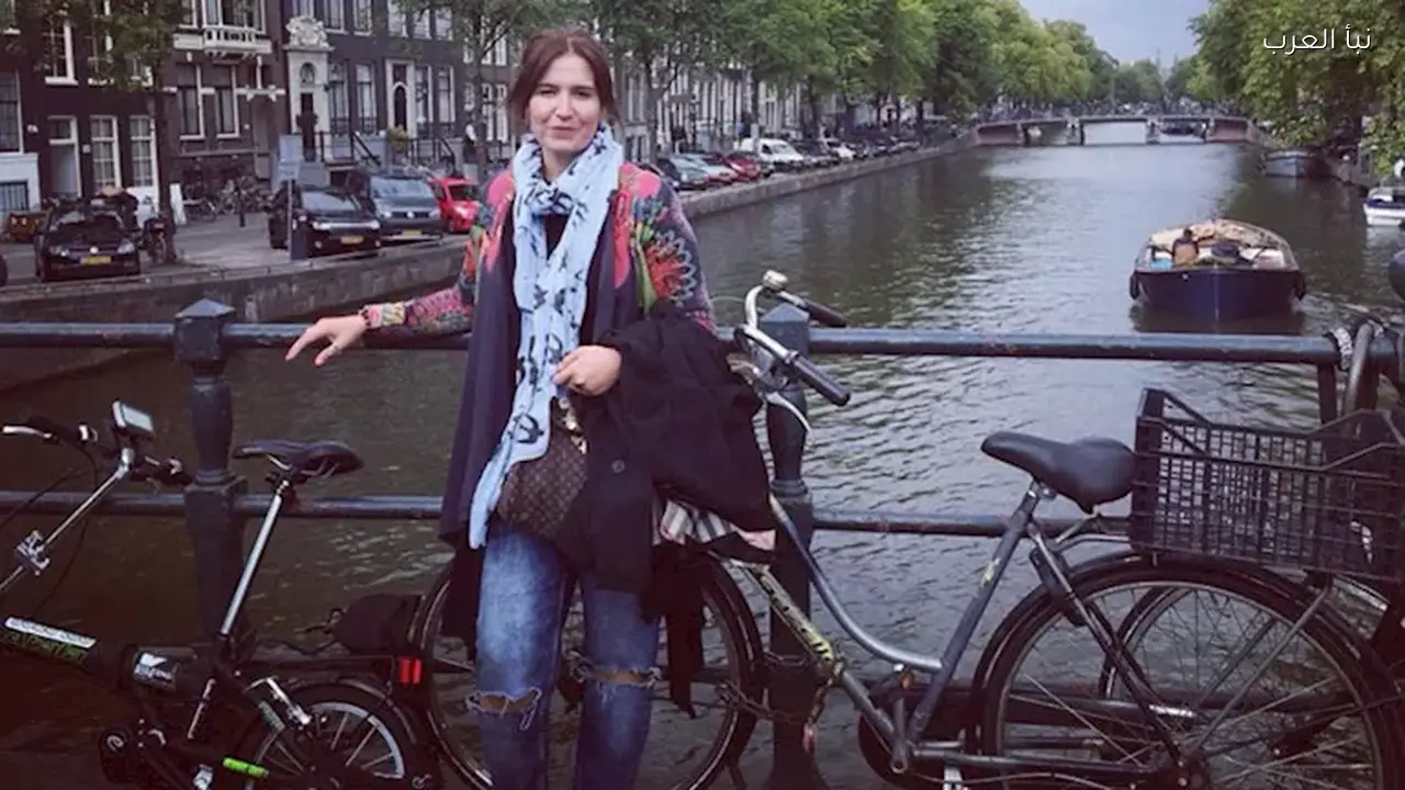 هنا شيحة تستعيد ذكرياتها مع شقيقاتها من خلال صور 2016