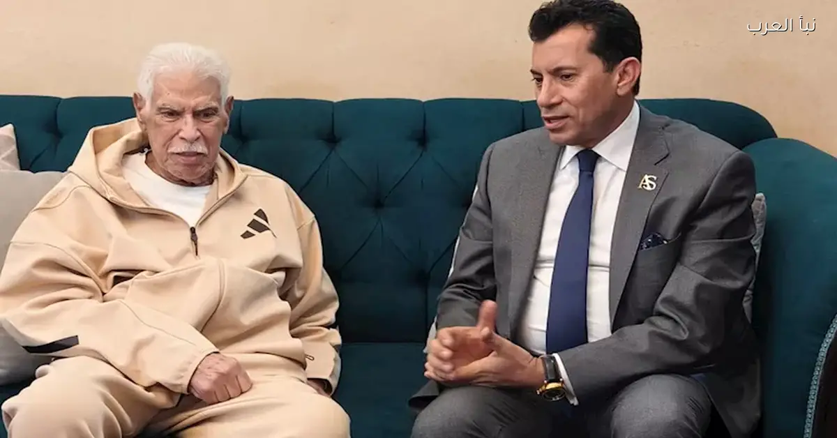 وزير الرياضة يزور حسن شحاتة للاطمئنان على حالته الصحية بعد انتشار الشائعات