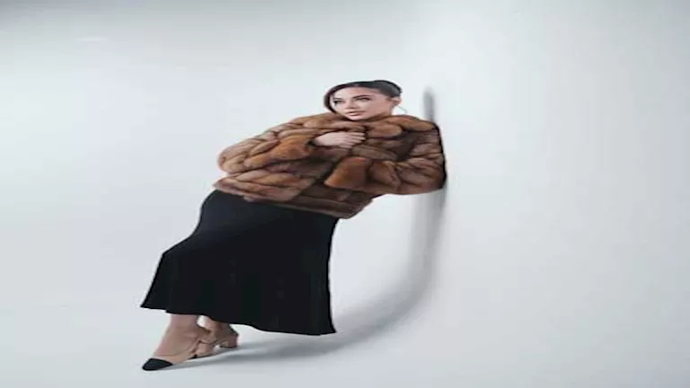 يارا السكري تتألق في جلسة تصوير شتوية جديدة