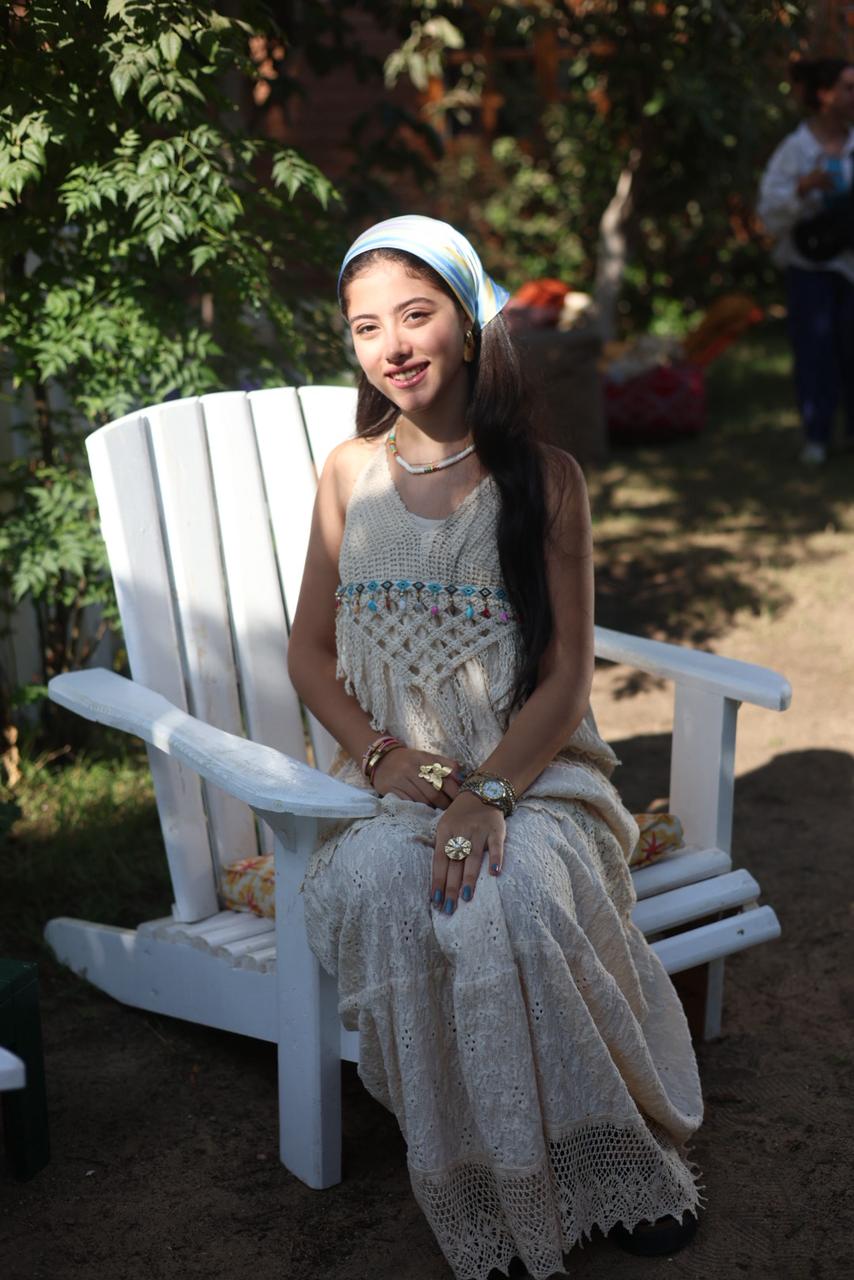 أيسل رمزي (2)