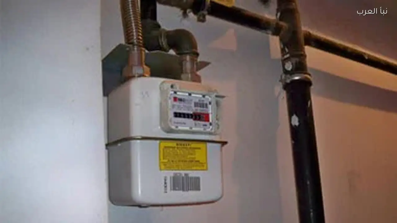 إجراءات توصيل الغاز للمنازل تشمل رقم الغاز الملصق على باب الشقة