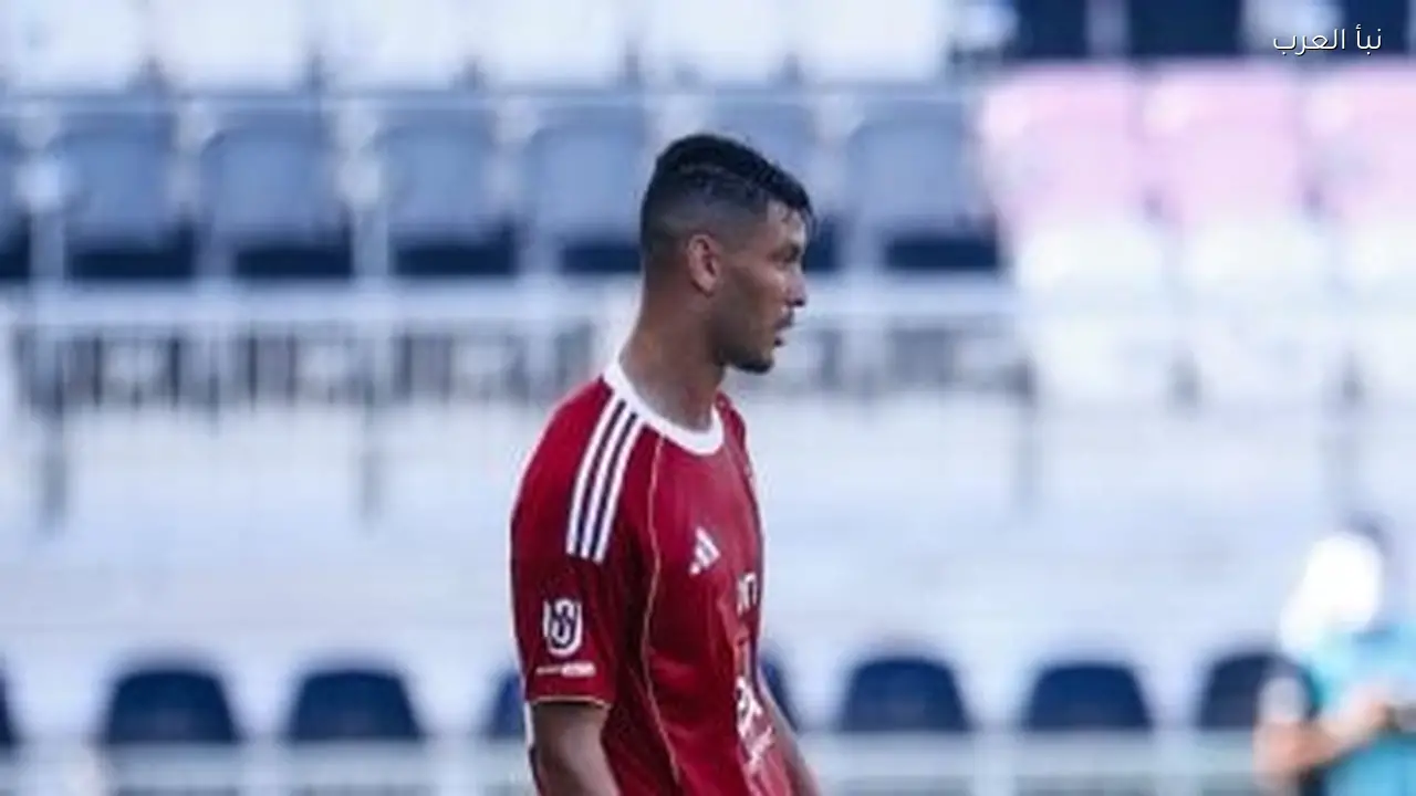 الأهلي يقترب من حل أزمة أشرف داري خلال 24 ساعة