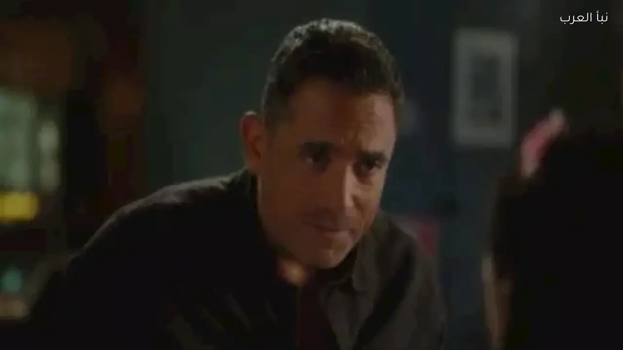 الضابط مراد يطلب من معتصم تسليم الإرهابي محمود عزت في الحلقة 9 من “رأس الأفعى”