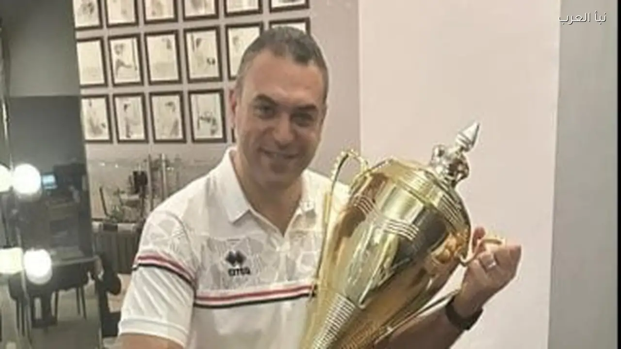 بيبرس يرفع أزمة شيكات طائرة الزمالك لمجلس الإدارة