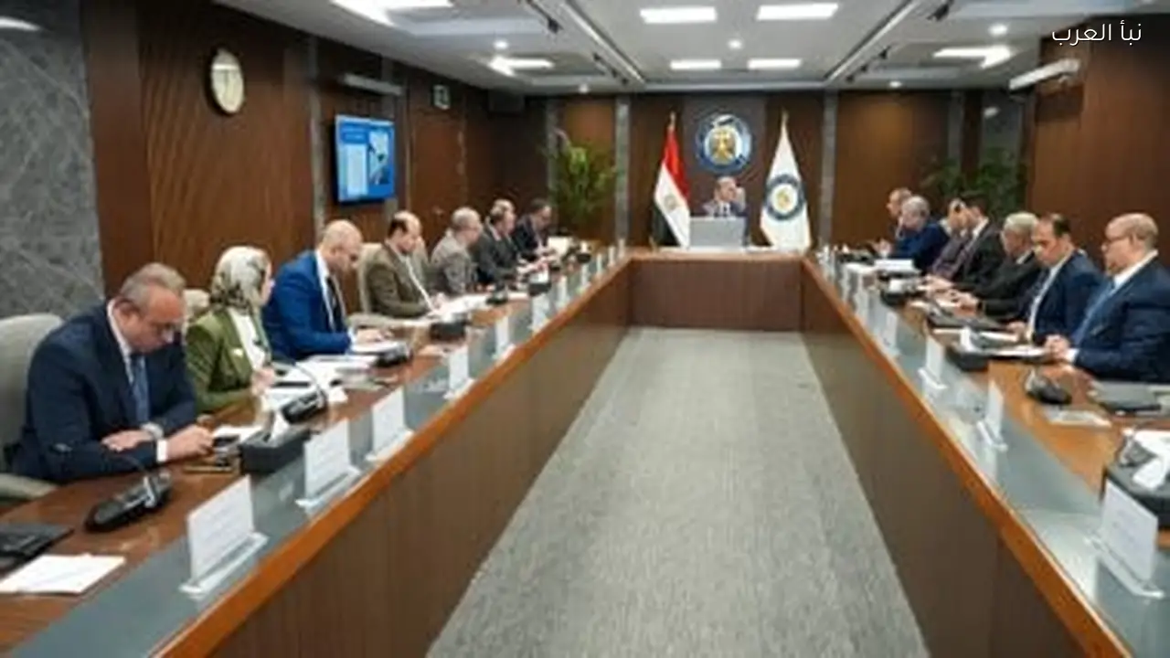 تداول 5 ملايين طن سولار ووقود طائرات عبر رصيف ميدتاب اليوم