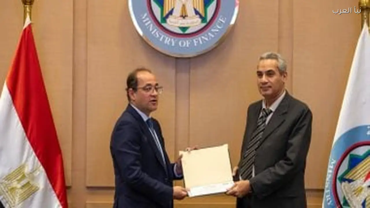 تكريم رائد المبادرة المجتمعية في الإصلاح الضريبي