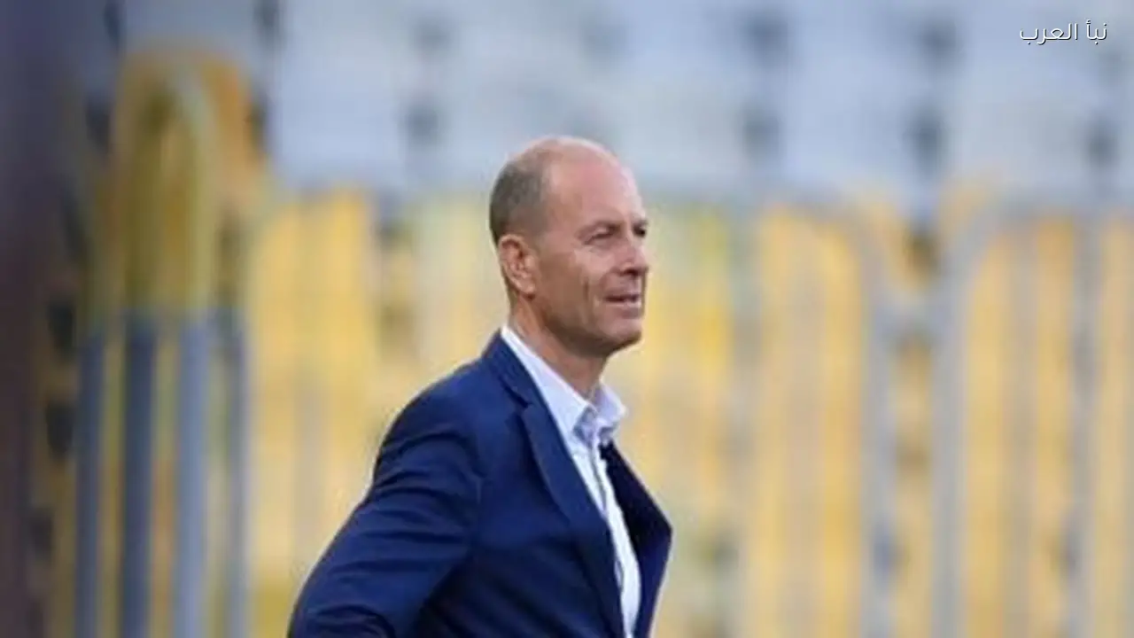 توروب يغير تشكيل الأهلي لمواجهة الجيش الملكي