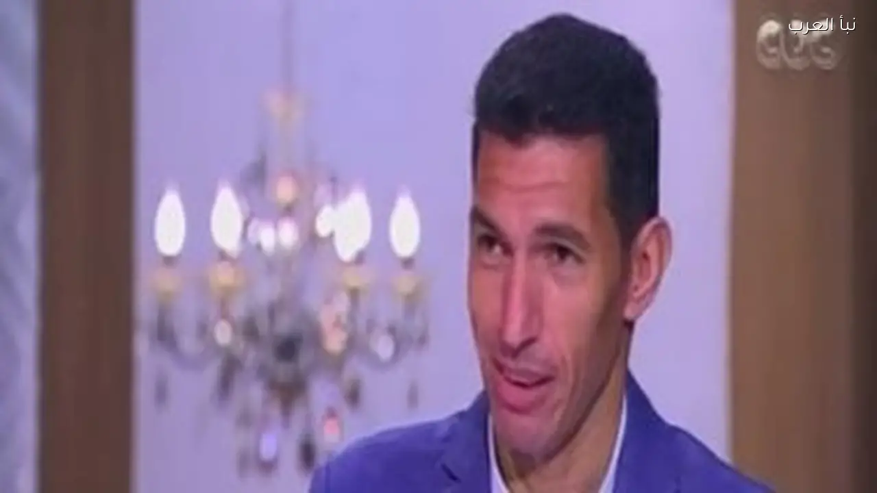 جهاد جريشة يراقب حكام مباراة أسفي المغربي وجوليبا المالي في الكونفدرالية