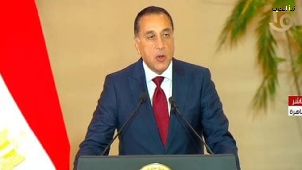 رئيس الوزراء يهنئ المصريين بحلول شهر رمضان المبارك