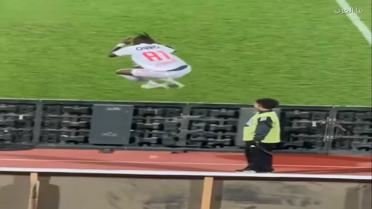 شيكو بانزا يترك الملعب أثناء مباراة الزمالك وزد