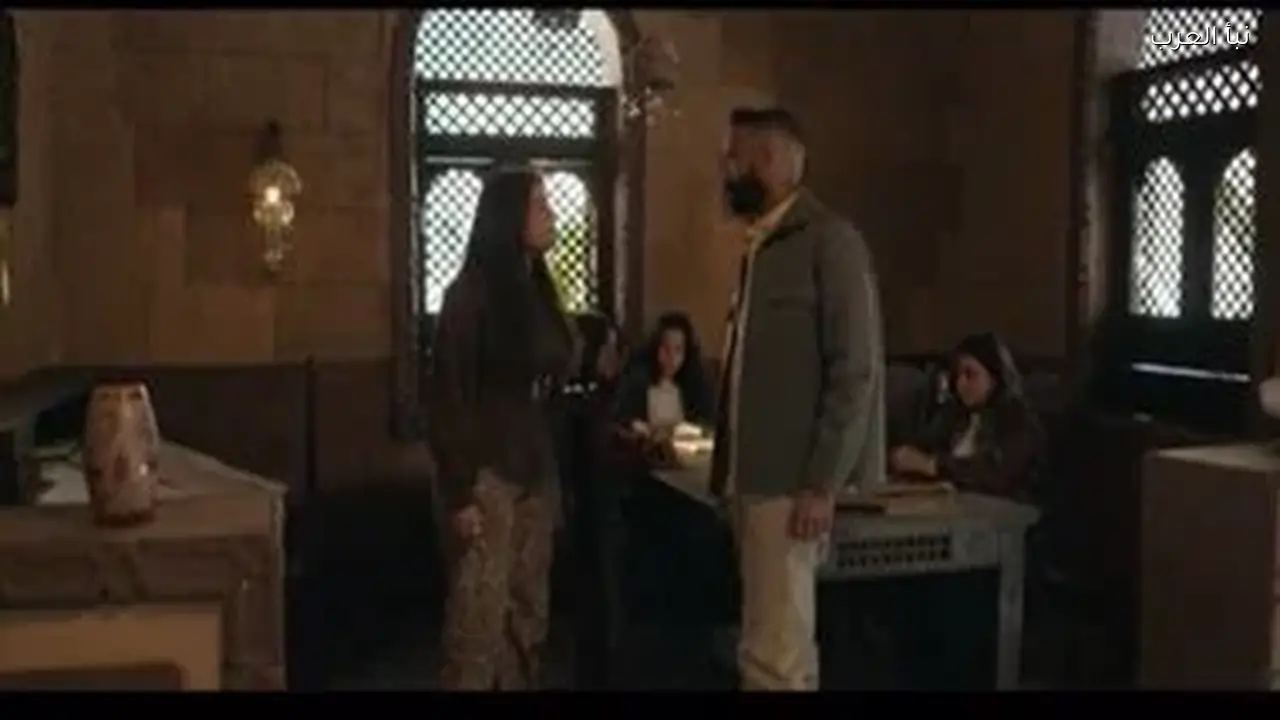 عبد الغني وروان في خناقة بسبب تهربه من خطبتها في الحلقة 9 من مسلسل على قد الحب