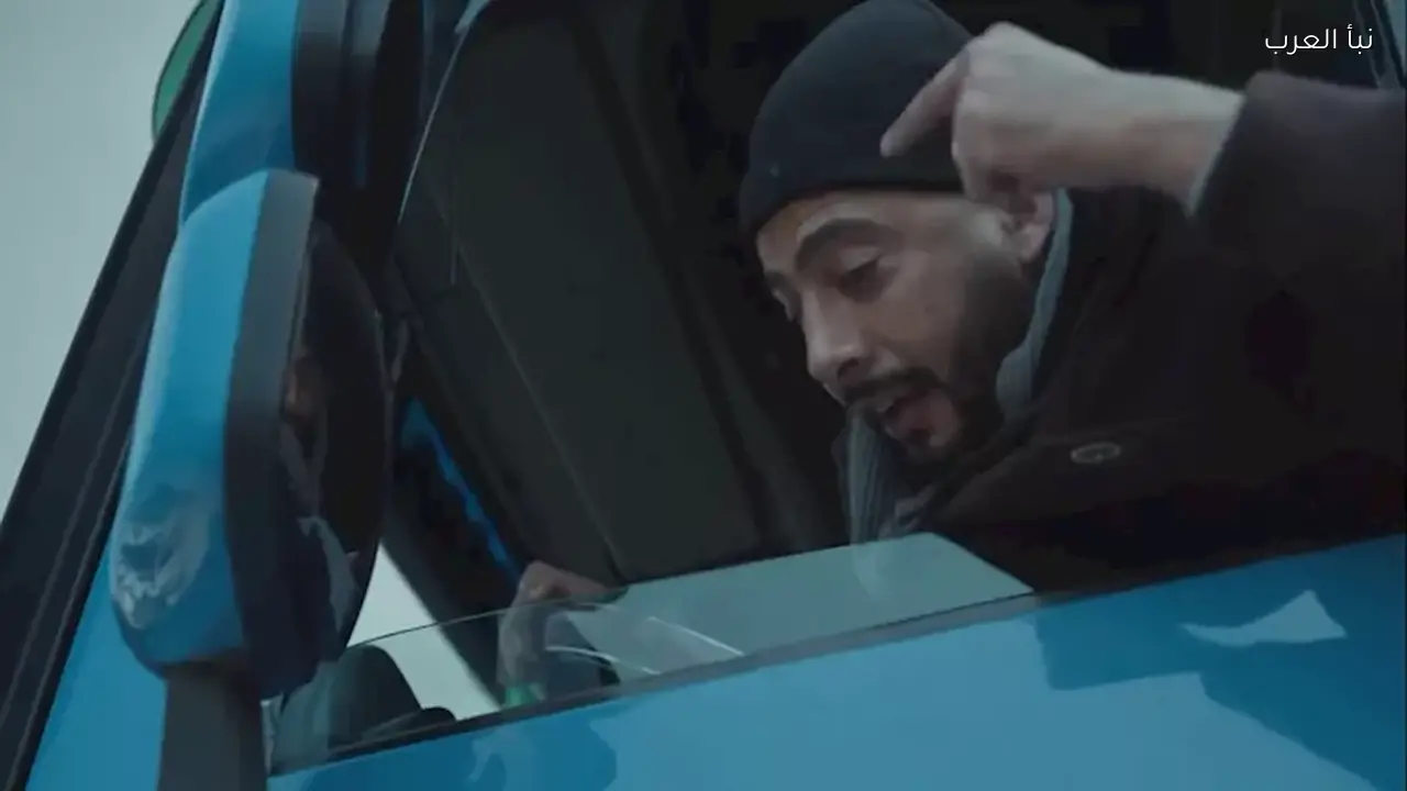 عصام السقا يتفاعل مع الإسرائيليين في مشهد من “صحاب الأرض”