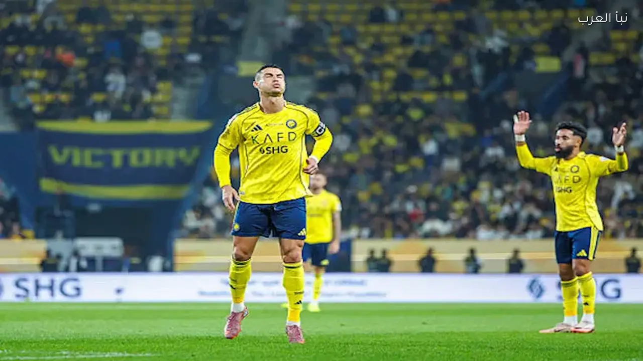 كريستيانو رونالدو يحتفل بعيد ميلاده الـ41 مع والدته بالرقص