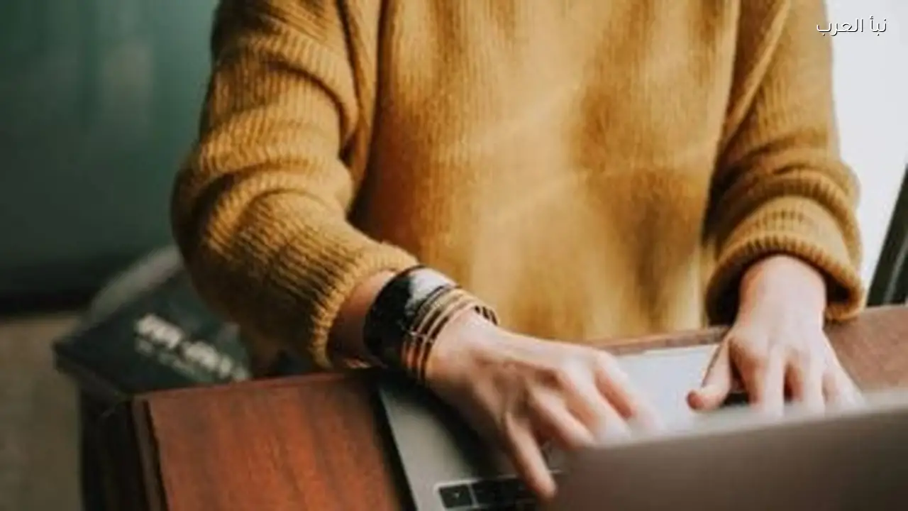 كيف تكافح الداخلية عصابات المراهنات الإلكترونية عبر الموبايل