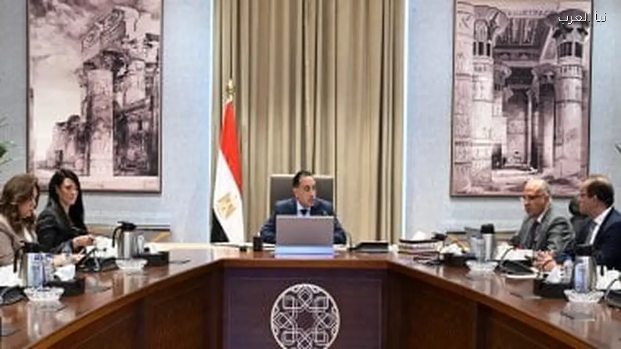 مدبولي: الرئيس يوجه بمتابعة مشروعات حماية الشواطئ