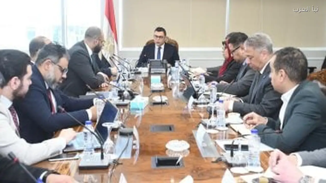 وزير الإسكان يراقب خطوات إنشاء منصة لتصدير العقار المصري