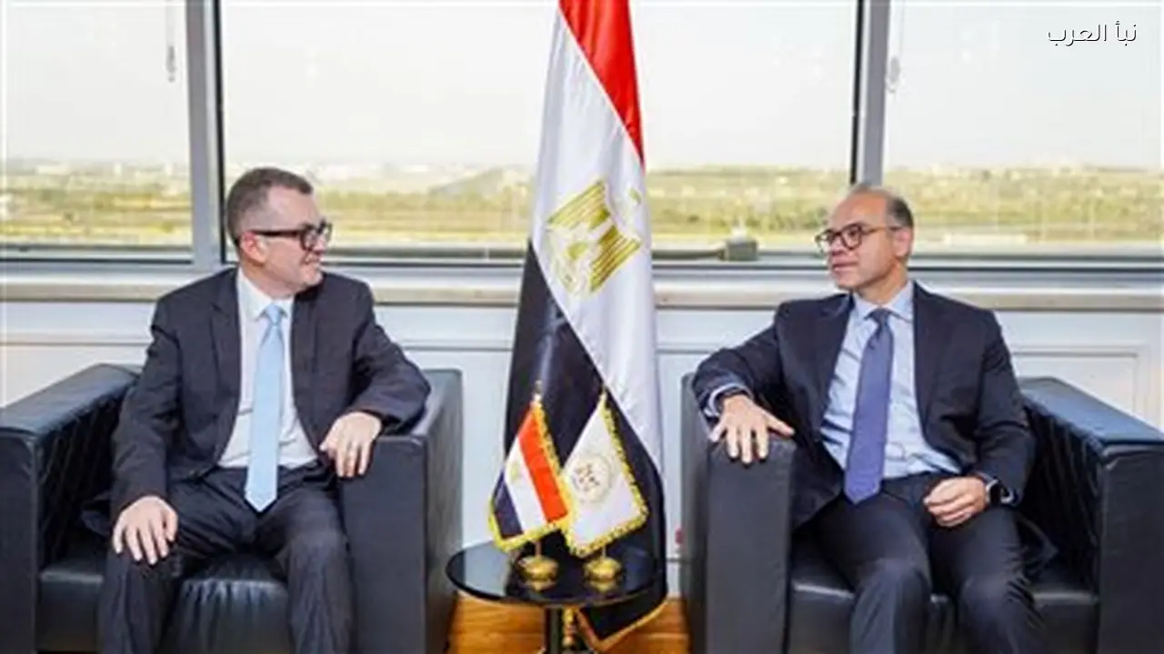 وزير التخطيط يبحث تحديث آليات قياس الادخار القومي الآن