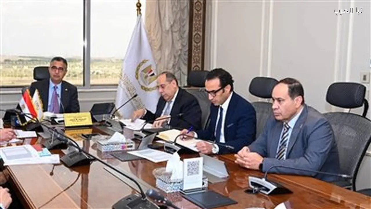 وزير التموين يكشف خطة التيسيرات لصرف منحة 400 جنيه اليوم