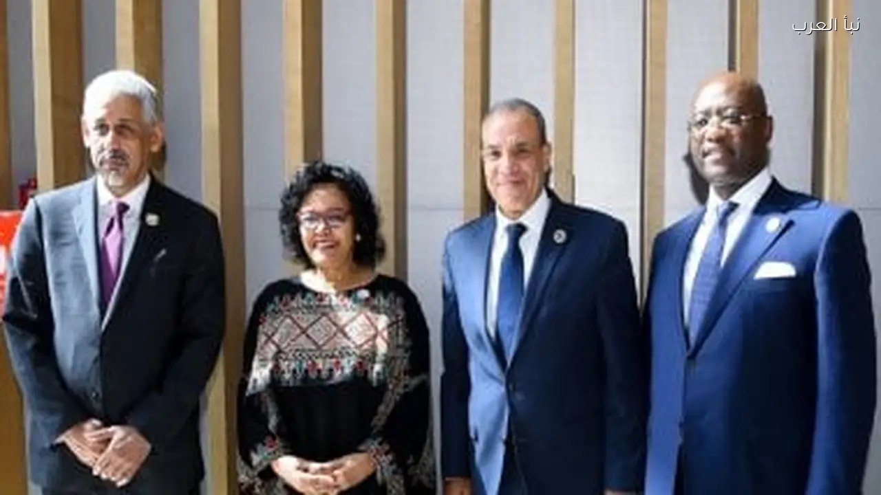 وزير الخارجية يجتمع برؤساء بنكي التصدير والاستيراد والتنمية الأفريقيين