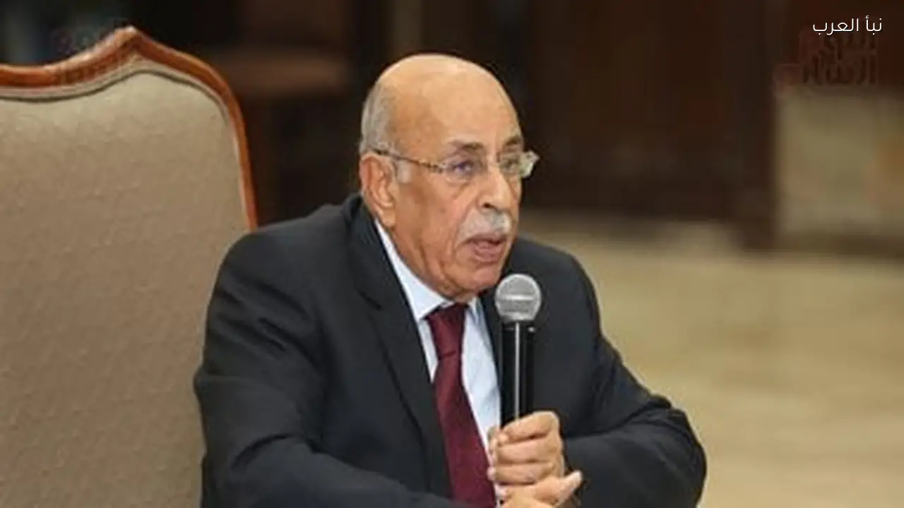 وزير الشباب والرياضة ينعى الدكتور مفيد شهاب