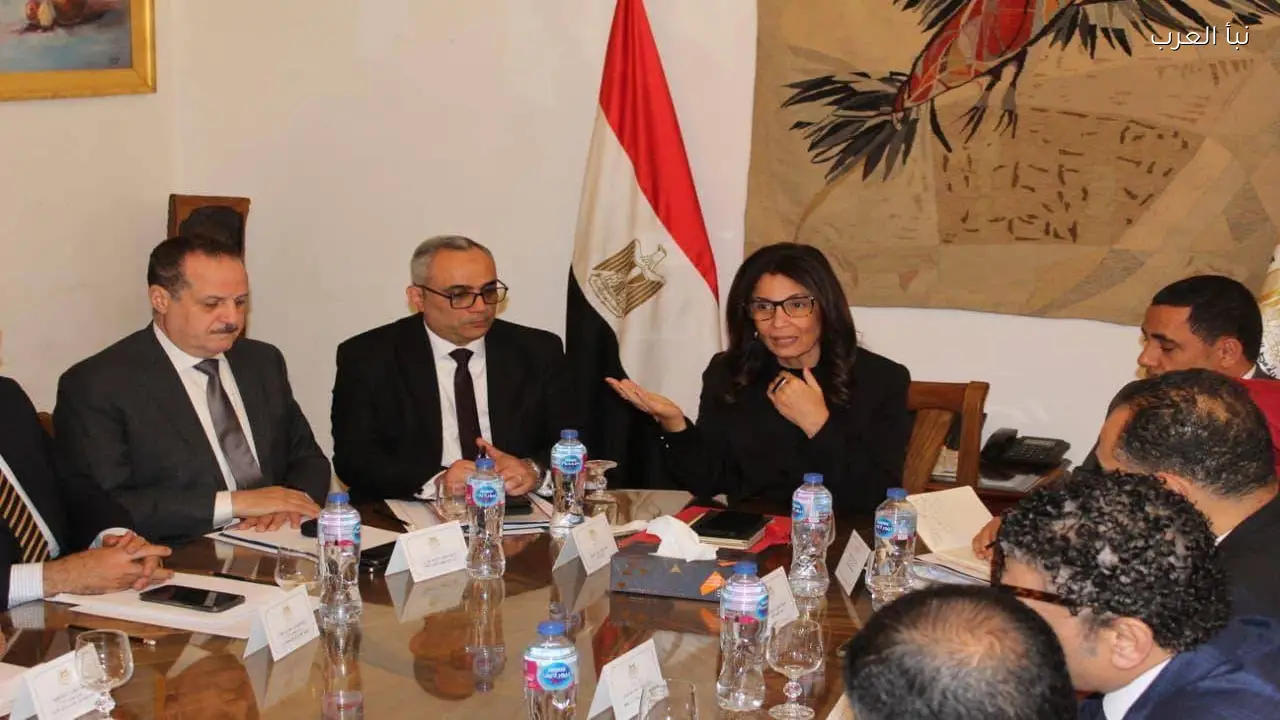وزيرة الثقافة تعقد اجتماعًا لتحديد ملامح المرحلة الثقافية المقبلة