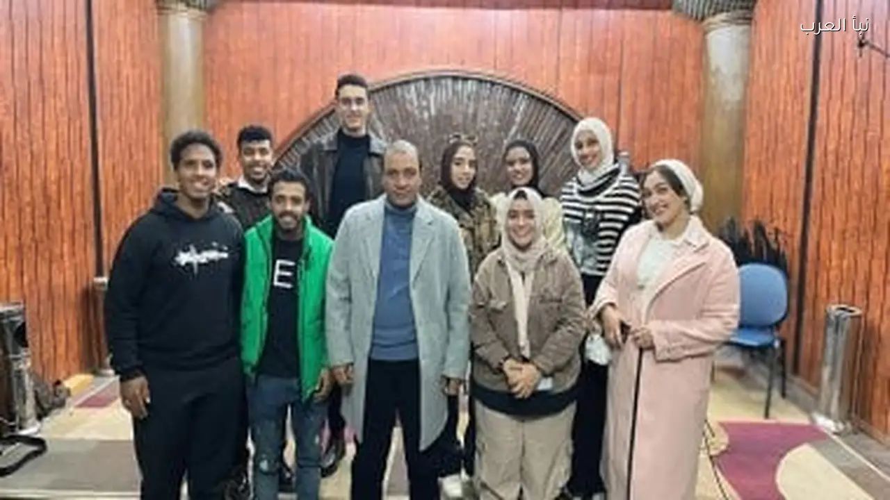 ياسر عبد الرحمن يقدم ملحمة موسيقية بمواهب شابة في “رأس الأفعى”