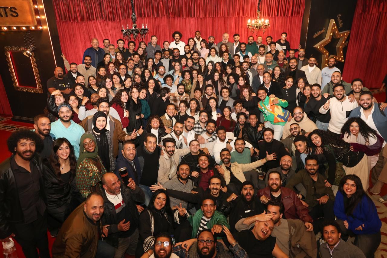 المخرج احمد البوهي يقيم افطارا جماعيا  (6)