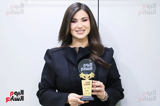 الفنانة هدى الأتربي