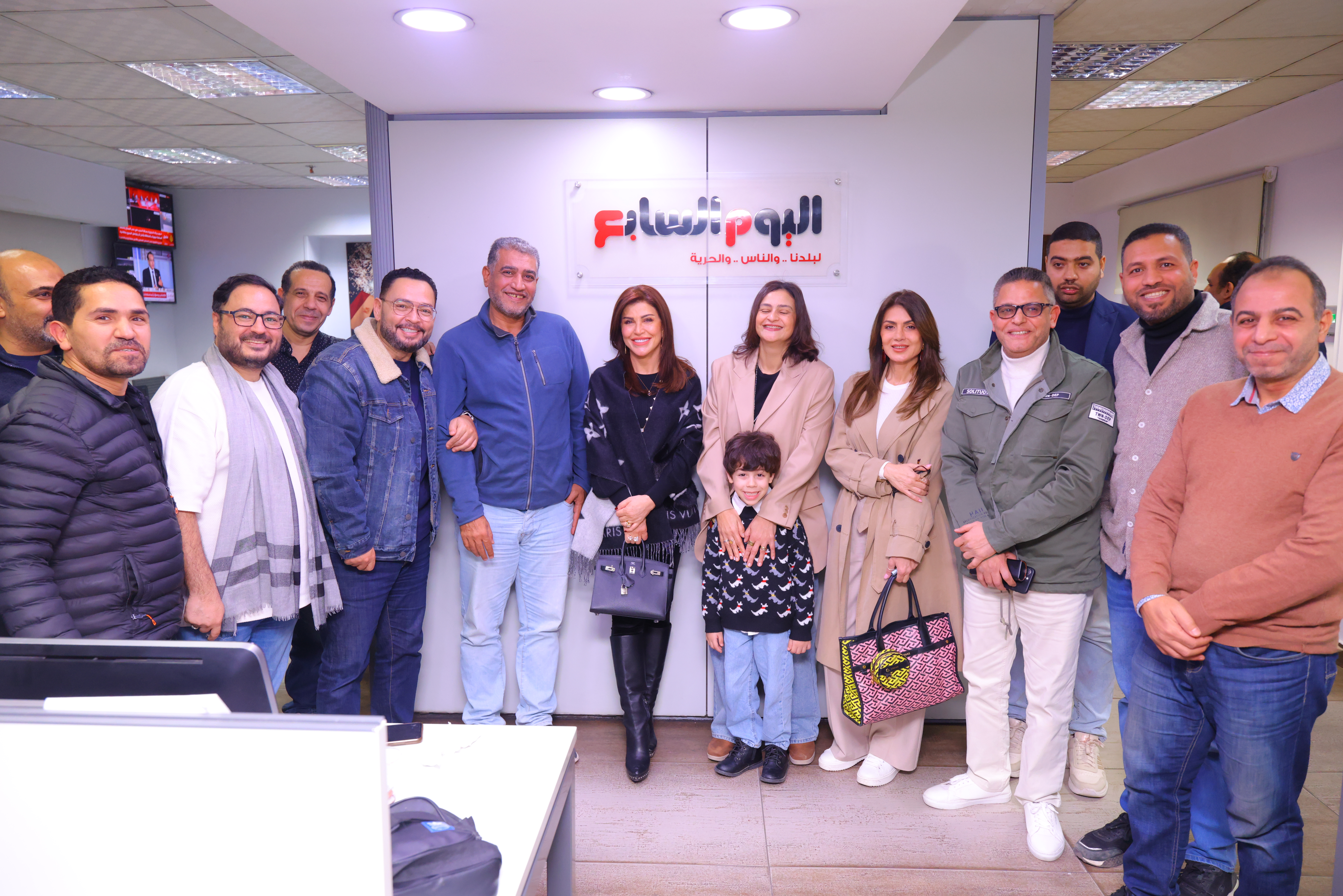 جومانا مراد وأحمد رزق ونجلاء بدر بجولة في نبأ العرب