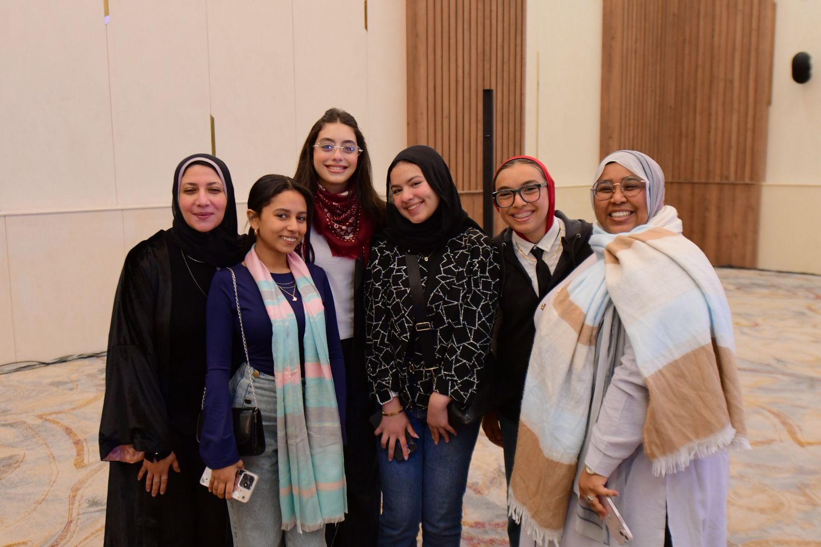 ياسمين العبد في حفل اطلاق مباردة  ورد الخير(4)