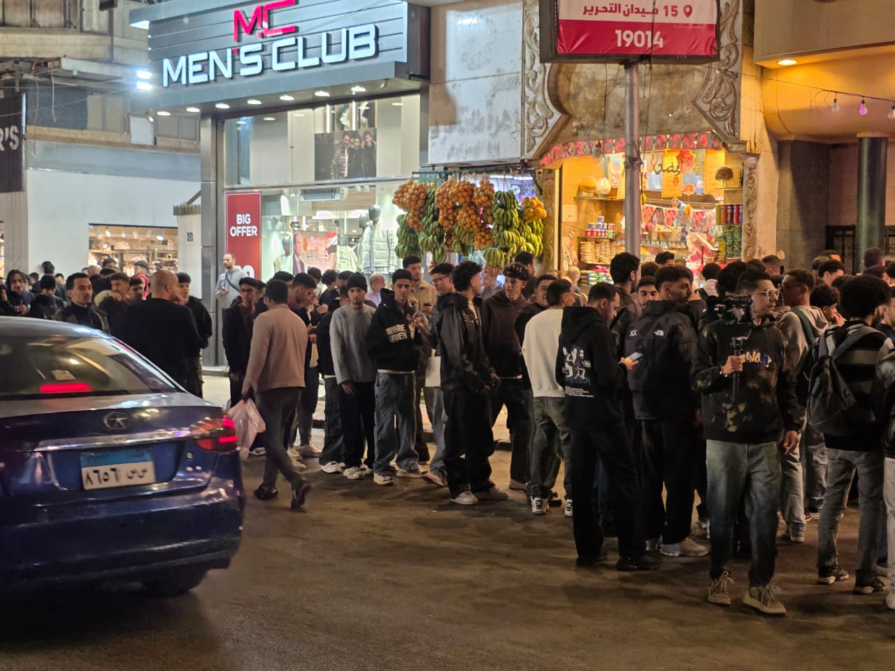 إقبال على فيلم ايجي بيست (6)