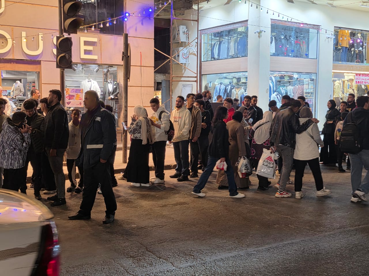 إقبال على فيلم ايجي بيست (7)