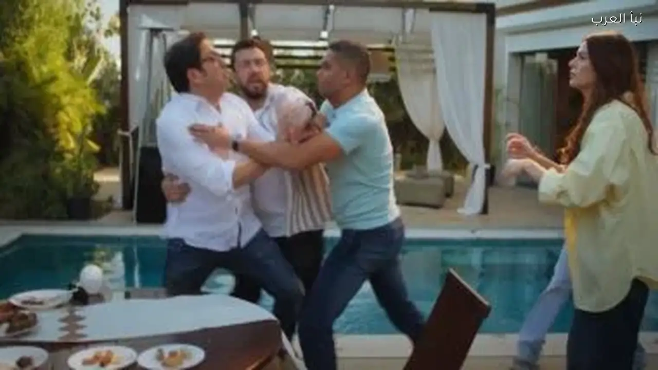 آسر ياسين يتعرض لهجوم بسبب دينا الشربيني في الحلقة 13 من مسلسل اتنين غيرنا