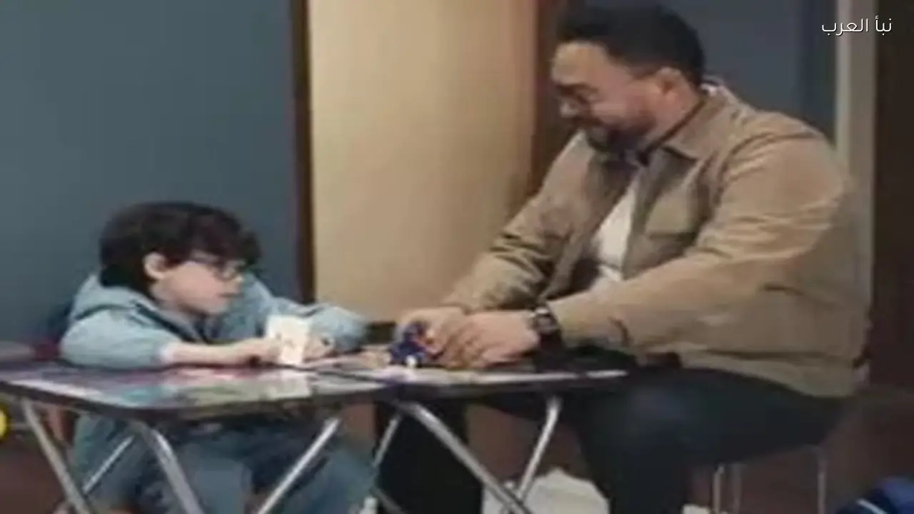 آمنة تخسر عملها بسبب انشغالها بابنها في الحلقة الخامسة من مسلسل “اللون الأزرق”