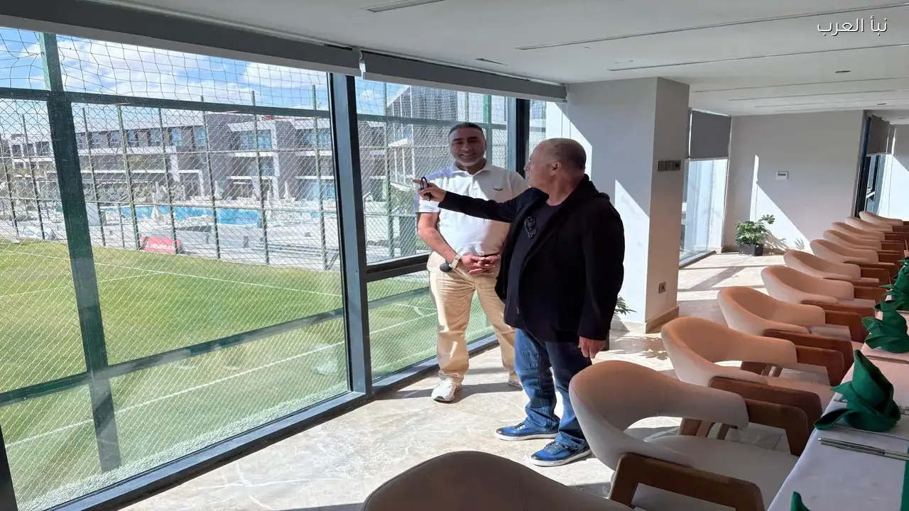 أبو ريدة يتابع تجهيزات المنتخب قبل ودية السعودية وإسبانيا